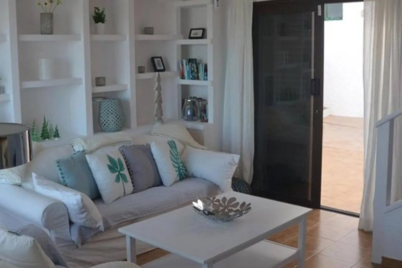 Villa Florita コラレホ 0*,